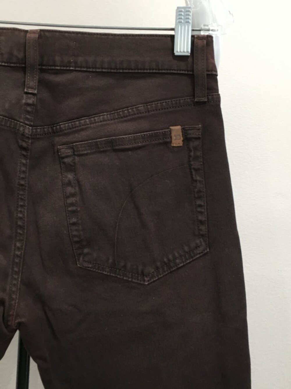 JOE'S JEANS Russet Wash 5 Pocket Styling Logo Hardware Denim Jeans - Picture 10 of 11